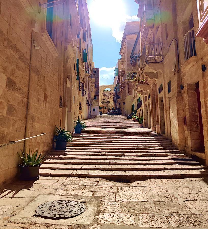 Coast 52 Savynomad Harbour Residences Wow Views Valletta Eksteriør bilde